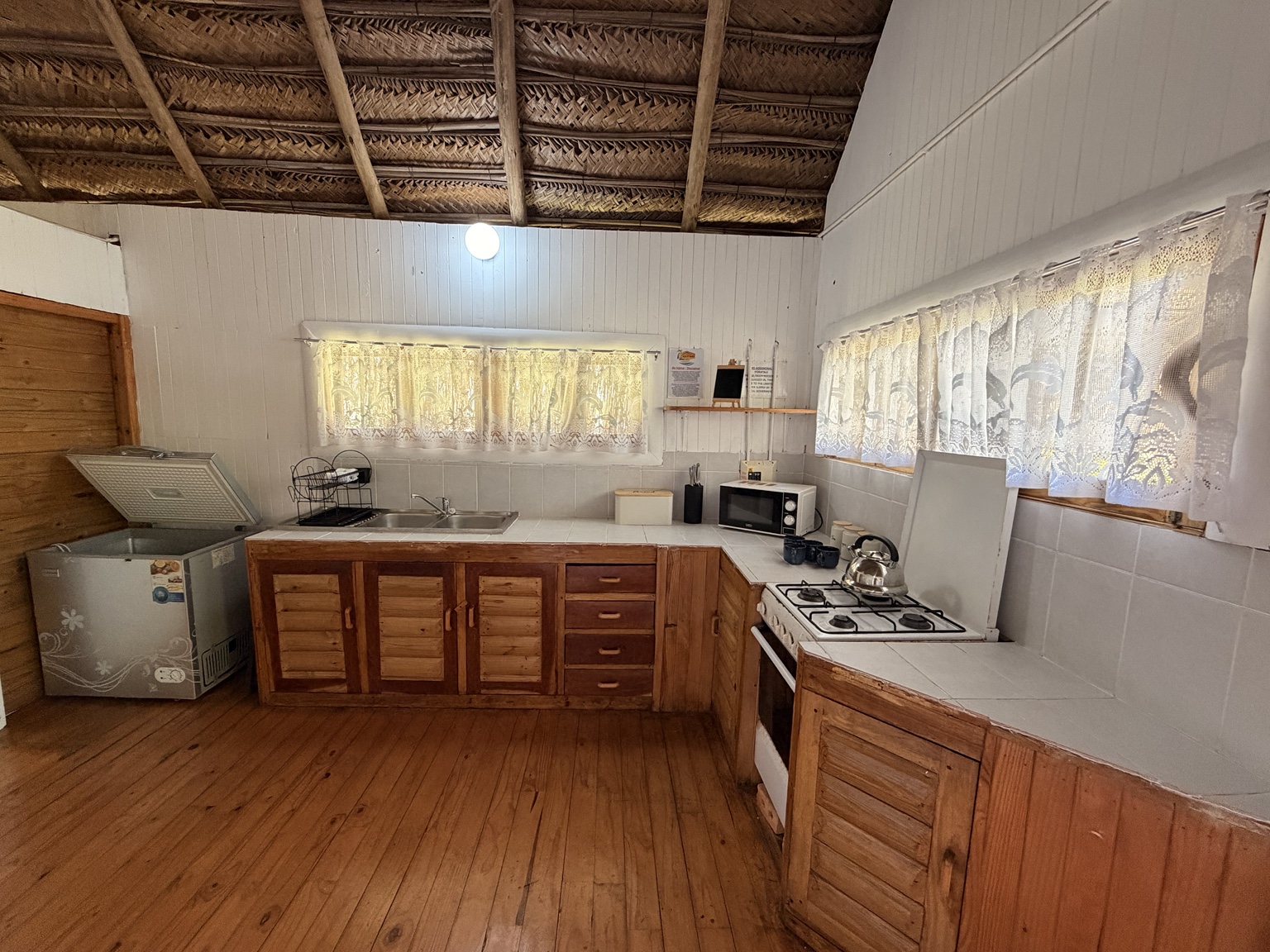 The kitchen in Casita 1